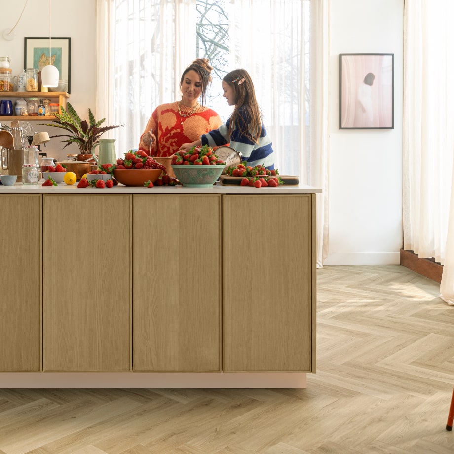 Кварц виниловый пол Quick-Step Alpha Vinyl Ciro AVHBU40362 Эко Беж в интерьере 6