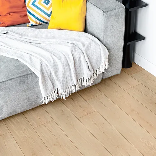 Ламинат Quick-Step Дуб Песчаный Берег IMU8602 Impressive Ultra в интерьере
