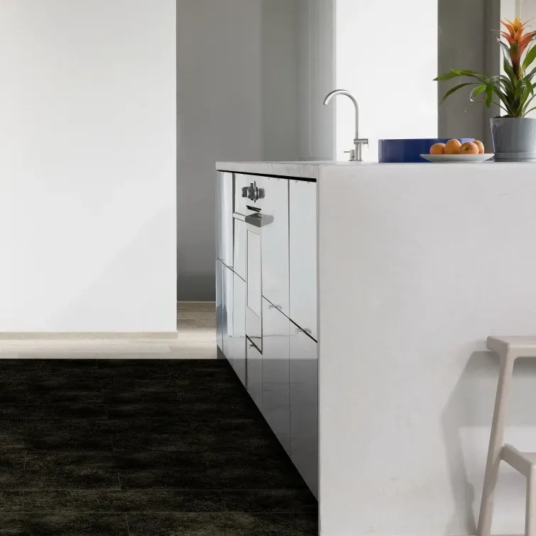 Кварцвинил плитка Moduleo Cantera 46990 Roots в интерьере2